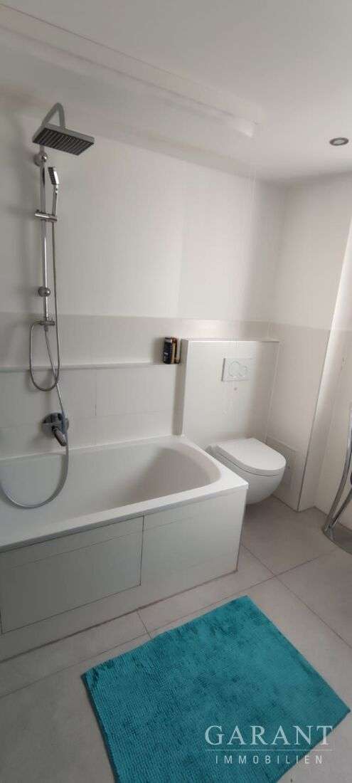 Immobilie in Fuchstal - Drei-Parteien-Haus als lukrative Kapitalanlage oder zur Eigennutzung - Bild 0