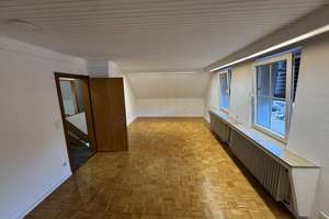 Viel Platz für Ihre Ideen: Großzügige 4-Zimmer-Wohnung in Oberhausen – Die vollständige Adresse der Immobilie erhältst du vom Anbieter., 46149 Buschhausen, Oberhausen – Vorschaubild 13