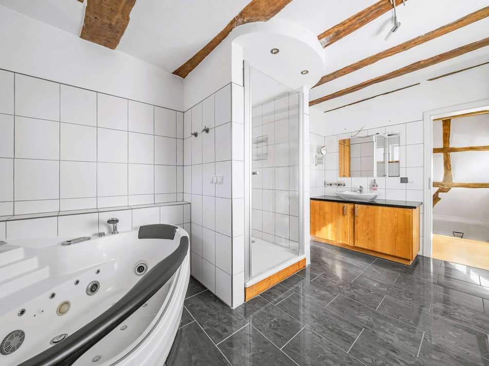 Tageslichtbad OG - Ansicht 2