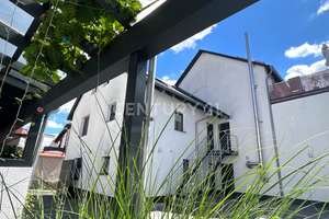 NEUWERTIG! Faszinierendes Mehrfamilienhaus mit edler Design-Ästhetik und hinreißenden Details – Die vollständige Adresse der Immobilie erhältst du vom Anbieter., 55270 Ober-Olm – Vorschaubild 2