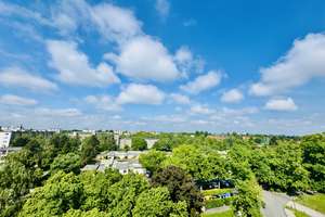 Exklusive Dachgeschosswohnung mit großer Terrasse & Blick über Berlin inkl. 2 PKW-Stellplätzen – Die vollständige Adresse der Immobilie erhältst du vom Anbieter., 13407 Reinickendorf (Ortsteil), Berlin – Vorschaubild 1