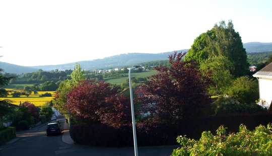 Bild von Freistehender Walmdach-Bungalow mit unverbaubarem Fernblick in Kelkheim-Mitte, Höhenlage, von privat