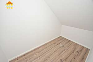 Moderne Dachgeschosswohnung mit Aufzug und guter Raumaufteilung! – Gießerstraße 31, 9130 Sonnenberg, Chemnitz – Vorschaubild 11
