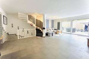 Modernisiertes EFH, EEK B, mit Terrasse, Dachterrasse & Garage – Die vollständige Adresse der Immobilie erhältst du vom Anbieter., 42389 Langerfeld-Beyenburg, Wuppertal – Vorschaubild 8