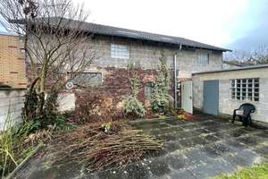 Dreieich-Sprendlingen: Wohnhaus mit 2 Wohnungen, Scheune und großem Garten – Die vollständige Adresse der Immobilie erhältst du vom Anbieter., 63303 Dreieich – Vorschaubild 6