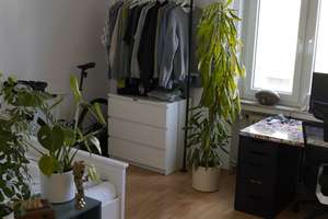 3-ZKB Wohnung mit Südbalkon, nahe Innenstadt & Parks – Hermannstraße 48a, 33602 Mitte, Bielefeld – Vorschaubild 3