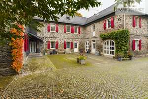 Repräsentatives Wohnhaus mit 13 Zimmern und Einbauküche, in der Nähe von Limburg – Die vollständige Adresse der Immobilie erhältst du vom Anbieter., 65627 Elbtal – Vorschaubild 15