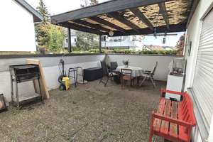 5-6 Zimmer auf einer Ebene: Erdgeschoßwohnung mit Garten, Terrasse, Einbauküche und Garage – Die vollständige Adresse der Immobilie erhältst du vom Anbieter., 76228 Wolfartsweier, Karlsruhe – Vorschaubild 3