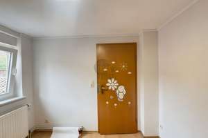 CHARMANTES EINFAMILIENHAUS - 5 ZIMMER, GROßER GARTEN & 50 m² TERRASSE – 65931 Sindlingen, Frankfurt am Main – Vorschaubild 21