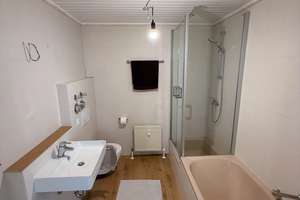 Erstbezug nach Renovierung: 2-Zimmer-Wohnung mit Südwestbalkon, Einbauküche und TG-Stellplatz – 92318 Neumarkt in der Oberpfalz – Vorschaubild 4