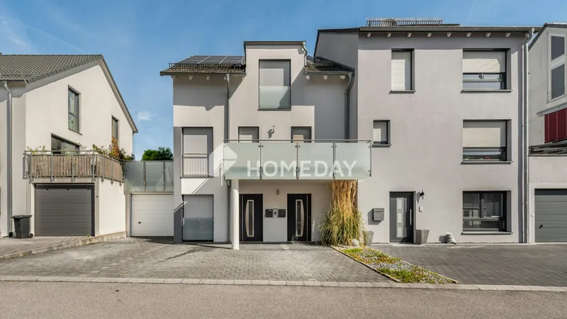 2-Fam House – Waiblingen – modern, garage, terrace