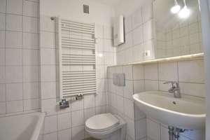 Renoviert! Bezugsfreie 2-Zimmer-Whg in MG – Burgstraße 8, 41199 Odenkirchen-Mitte, Mönchengladbach – Vorschaubild 5