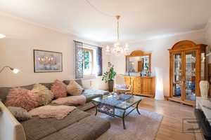 Modernisiertes EFH mit Einliegerwohnung und Traumgarten mit Fernblick auf den Rauhen Kulm! – Schlossgarten 16, 95517 Bayreuth (Kreis) – Vorschaubild 9