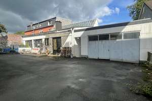 Mehrfamilienhaus mit Potential! 288 m² Wohnen plus 228 m² Gewerbe/Lager - sowie Garagen – Die vollständige Adresse der Immobilie erhältst du vom Anbieter., 42277 Oberbarmen, Wuppertal – Vorschaubild 4