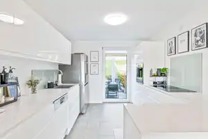 Stilvolles Reihenmittelhaus mit Garten und Pool - Einziehen & Genießen. – Esslingen (Kreis) – Vorschaubild 14