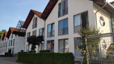 Gepflegte 1-Zimmer-DG-Wohnung mit Einbauküche und Stellplatz in Herrenberg