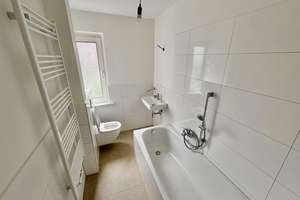 Erstbezug nach Sanierung | Moderne 2-Zimmer-Wohnung | oberste Etage – Paulstraße 21, 42287 Barmen, Wuppertal – Vorschaubild 3