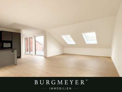 Abbildung zu Moderne & stilvolle Dachgeschosswohnung mit offenem Wohn-Essbereich