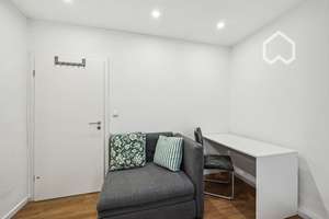 Sanierte 3-Raum-EG-Wohnung mit gehobener Ausstattung und EBK in Stuttgart nahe Marienplatz – Liststraße 82, 70180 Lehen, Stuttgart – Vorschaubild 11