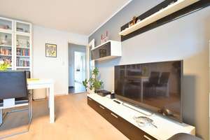 2,5-Zimmer-Wohnung mit Einbauküche in München-Ramersdorf – Chiemgaustraße 119, 81549 Balanstraße-West, München – Vorschaubild 3