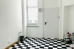 Property thumbnail 6