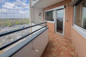 Zentral gelegene 3 Zimmer Wohnung mit Weitblick – Die vollständige Adresse der Immobilie erhältst du vom Anbieter., 80939 Freimann, München – Vorschaubild 1