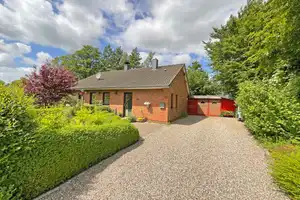 Ebenerdiges Einfamilienhaus mit traumhaft angelegtem Garten – Nordfriesland (Kreis) – Vorschaubild 22