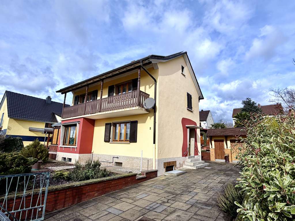 Immobilie in Weisenheim am Sand - Viel Platz zum Wohnen und Arbeiten... großzügiges Einfamilienhaus mit Anbau und Nebengebäude - Bild 3