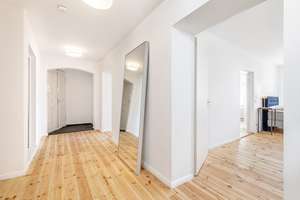 Choriner Straße: Toll geschnittene 3-Zimmer-Altbauwohnung mit aufgearbeiteten Dielen und Einbauküche – Choriner Straße 81, 10119 Mitte (Ortsteil), Berlin – Vorschaubild 11