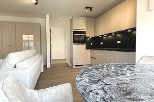 Neubau in Forstenried: elegantes Appartement voll möbliert - Erstbezug! – Rothspitzstraße 37, 81476 Forstenried, München – Vorschaubild 1