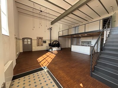 Exklusive Loftwohnung mit Einbauküche und Terrasse in zentrumsnaher Lage