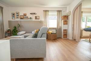 Ihr neues und modernisiertes Zuhause mit zusätzlicher Mieteinnahme!   – Die vollständige Adresse der Immobilie erhältst du vom Anbieter., 26441 Jever – Vorschaubild 10