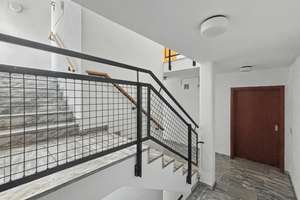 Großzügige 3-Zimmer-Dachgeschosswohnung mit großer Dachterrasse und Tiefgarage-Stellplatz in Leipzig – Die vollständige Adresse der Immobilie erhältst du vom Anbieter., 4249 Großzschocher, Leipzig – Vorschaubild 5