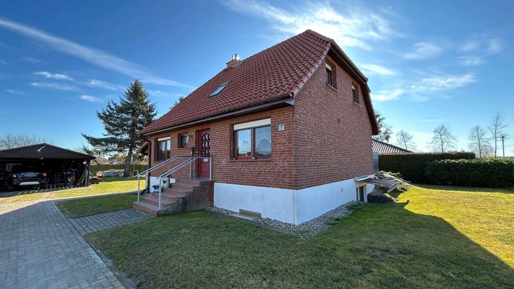 Immobilie in Ducherow - Viel Platz für die ganze Familie - Bild 1