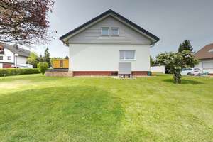 Provisionsfrei! Saniertes KFW-100 Haus mit großen Garten & Garage in Toplage – Die vollständige Adresse der Immobilie erhältst du vom Anbieter., 78664 Eschbronn – Vorschaubild 3