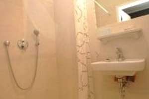 BEZUGSFREI ! Kreuzberg KATZBACHSTR. +  sanierter Altbau + ruhiger Sfl + modernes 1-Zi Apmt + 1. OG – Katzbachstr. 2, 10965 Kreuzberg, Berlin – Vorschaubild 7