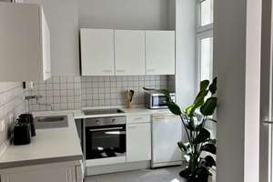 Helle, möblierte Wohnung mit sonnigem Balkon im Schillerkiez – Flughafenstraße 77, 12049 Neukölln (Ortsteil), Berlin – Vorschaubild 2