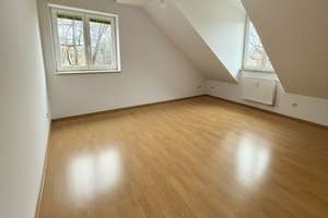 Schwabing - Alte Heide - Dachgeschosswohnung  in ruhiger Anlage – Die vollständige Adresse der Immobilie erhältst du vom Anbieter., 80805 Alte Heide-Hirschau, München – Vorschaubild 6