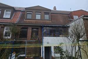 Reihenmittelhaus mit Garten zu verkaufen. – Die vollständige Adresse der Immobilie erhältst du vom Anbieter., 26384 Heppens, Wilhelmshaven – Vorschaubild 2