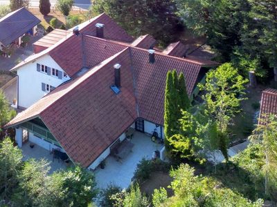 Einzigartiges Anwesen mit 4 Wohneinheiten und ca. 4.900 m² Grundstück in Fast-Alleinlage im malerisc
