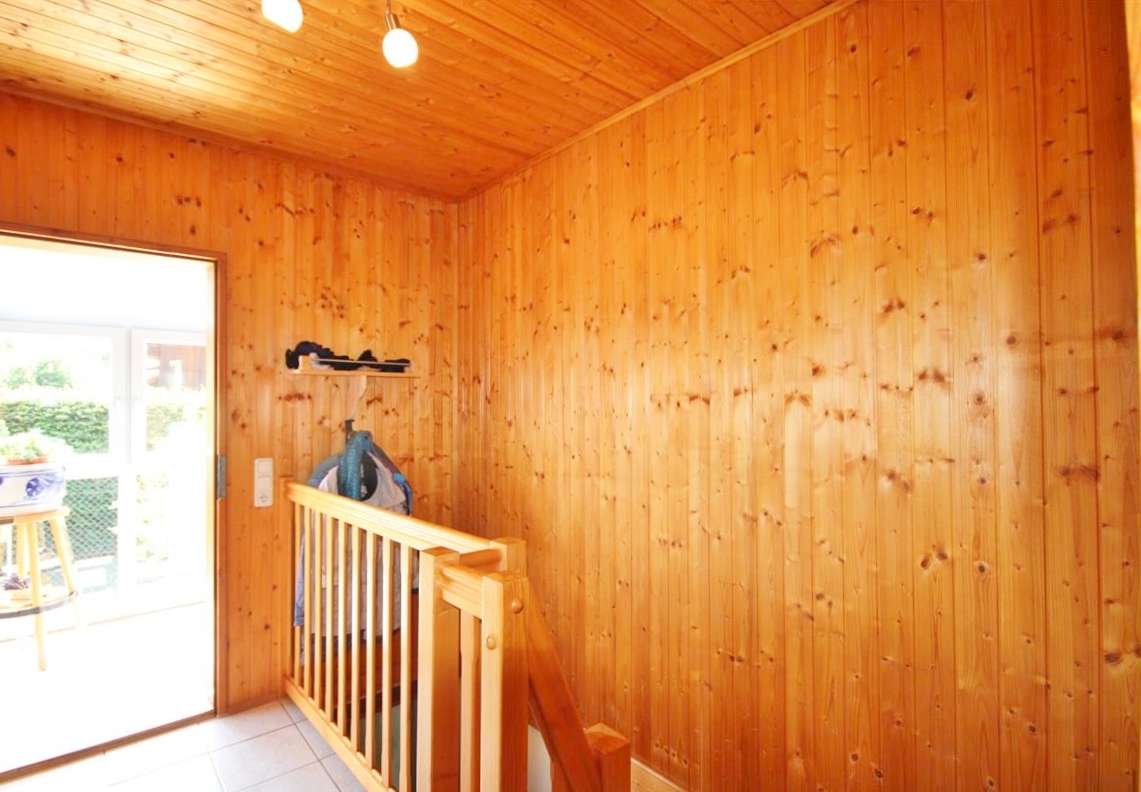 Immobilie in Hinterschmiding - "Für Menschen, die das Besondere lieben"
Liebevolles Unikat mit 2 Garagen, großzügigem Grundstück u - Bild 1