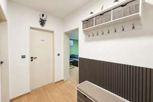 Ansprechende 3 Zimmer Wohnung mit Balkon und Loggia – Die vollständige Adresse der Immobilie erhältst du vom Anbieter., 85435 Erding – Vorschaubild 3