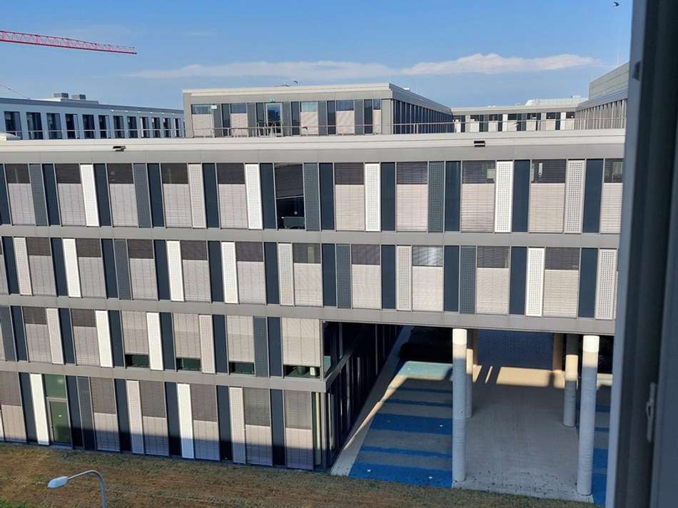 Blick aus Zimmer 1 zur BASF