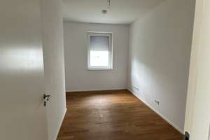 Zweitbezug: Familiengerechte 3 Zimmer am Lindenauer Hafen mit Blick auf den Kanal und großem Balkon – Hafenstraße 11b, 4179 Schönau, Leipzig – Vorschaubild 14
