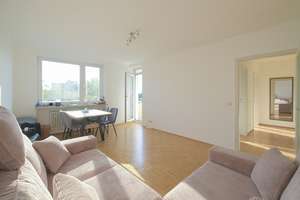 Grandiose Aussicht - 2 Zimmer mit West-Loggia – Die vollständige Adresse der Immobilie erhältst du vom Anbieter., 81927 Englschalking, München – Vorschaubild 2