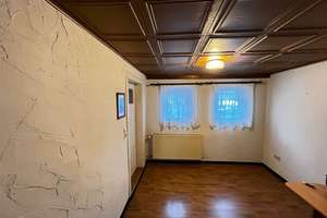 Einfamilienhaus in zentraler Lage von Albstadt-Onstmettingen. – Die vollständige Adresse der Immobilie erhältst du vom Anbieter., 72461 Albstadt – Vorschaubild 9