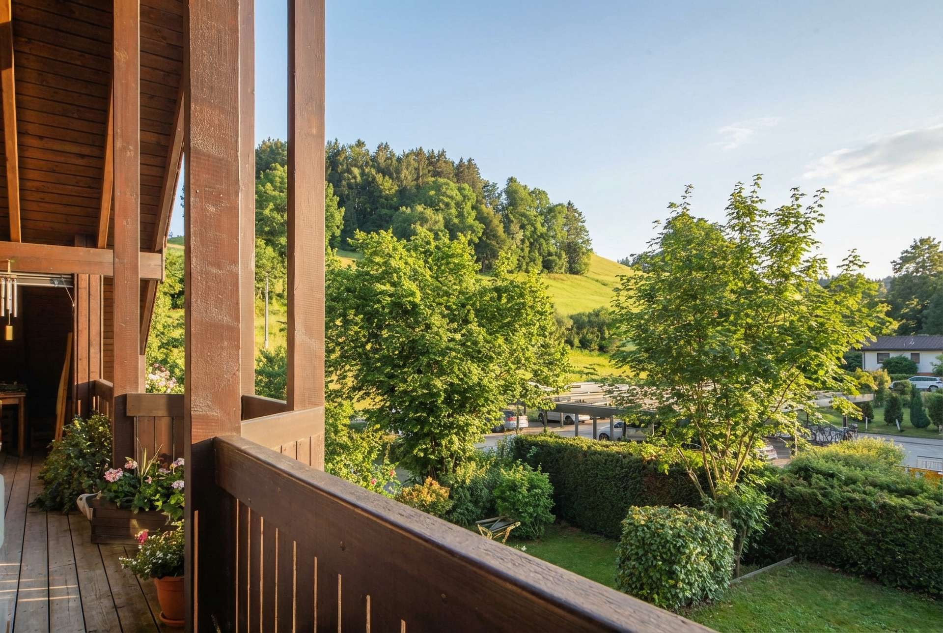 Immobilie in Stegen - Attraktive 2,5 Zimmer Dachgeschoß Wohnung in genialer Lage vor Freiburg - Bild 1