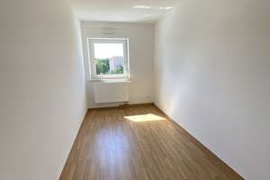 **Besichtigung am 11.06. um 17 Uhr**3 ZKB inkl. EBK & Süd-Balkon in ruhiger top Lage! – Herrenbachstraße 24 b, 86161 Wolfram-und Herrenbachviertel, Augsburg – Vorschaubild 5