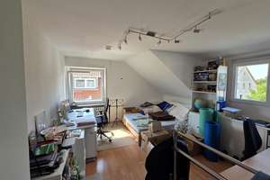 Charmante 3-Zimmer-Dachgeschosswohnung mit Balkon und Weinbergblick – Neue Mainzer Straße 31, 55129 Hechtsheim, Mainz – Vorschaubild 12