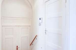 Helle Altbauwohnung mit großzügigem Raumgefühl und viel Potenzial – Die vollständige Adresse der Immobilie erhältst du vom Anbieter., 10179 Mitte (Ortsteil), Berlin – Vorschaubild 9